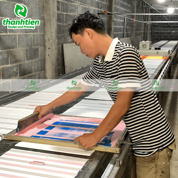 xuong-in-lua-tui-zip-dung-quan-ao-gia-si-tai-tphcm