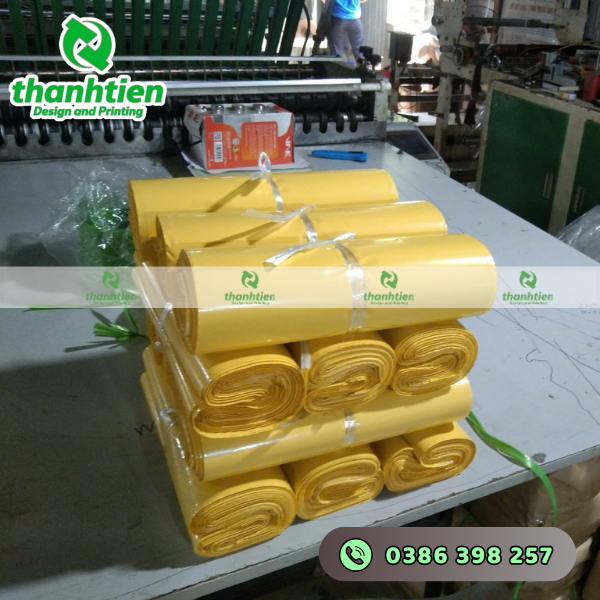 xuong-si-tui-dong-hang-niem-phong-tai-tphcm