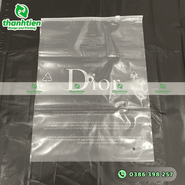 tui-zip-trong-suot-dung-quan-ao-in-an-dep