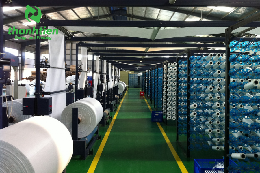 san-xuat-va-in-an-tui-dung-ly-tra-sua