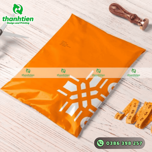 dat-in-logo-len-tui-dong-hang-gia-re