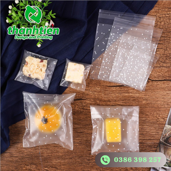 tui-dan-mieng-trong-suot-dung-banh-keo