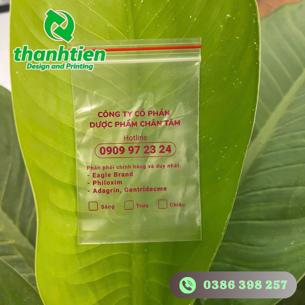 tui-zipper-mieng-chi-do-co-thanh-zip-de-dang-dong-mo