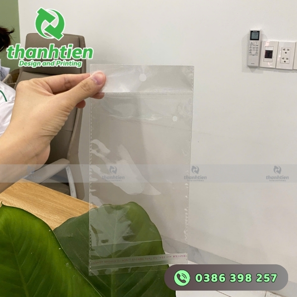 tui-opp-mang-ngoc-co-duc-lo-treo