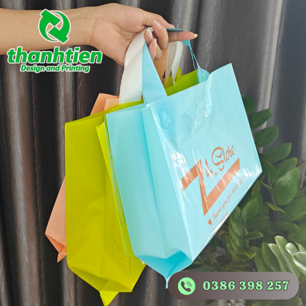 tui-quai-ep-dung-my-pham-du-mau