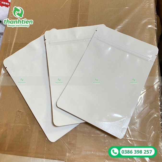 mẫu t&uacute;i zip trắng sữa đẹp, chất lượng