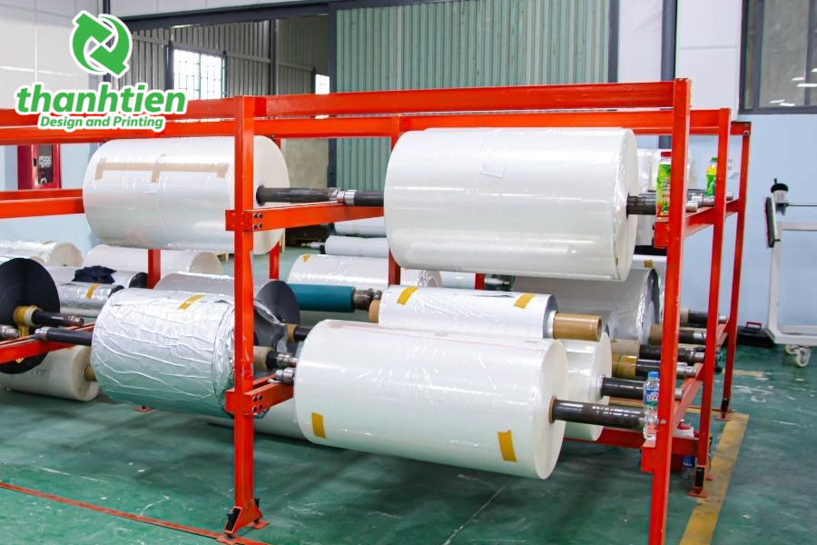 mang-opp-bong-min-trong-suot